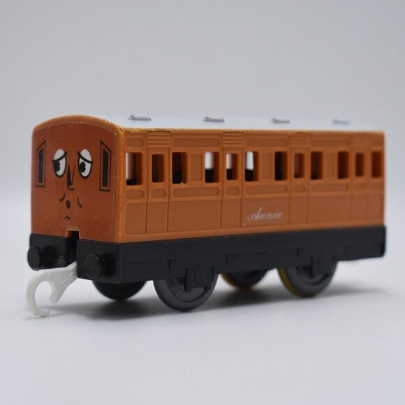 Vintage 1998 Tomy TrackMaster Chuffing Annie Thomas Tank Engine & Friends - Picture 1 of 8